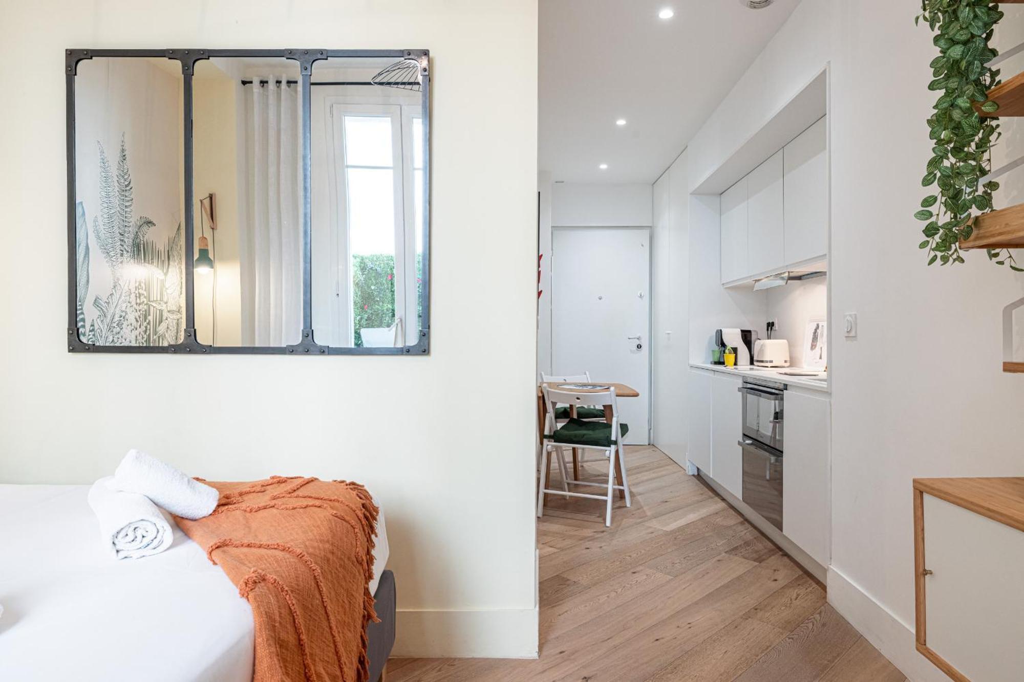 Appartement Smartbnb - Magnifique - Terrasse - Climatise *